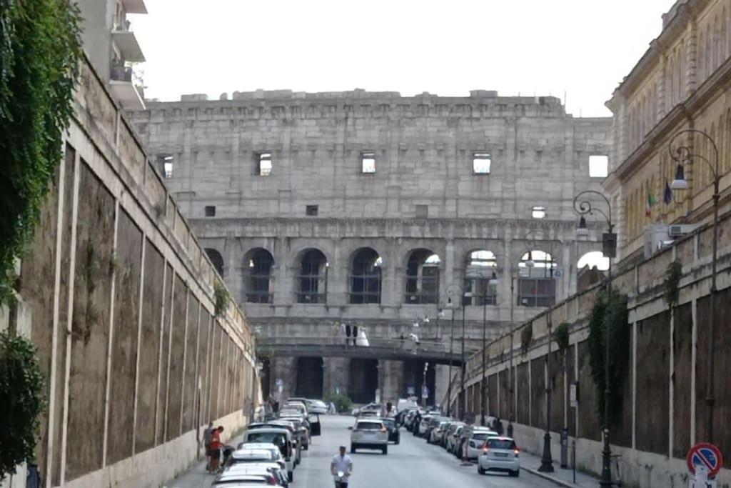 Loft Colosseo, In Center * Rom